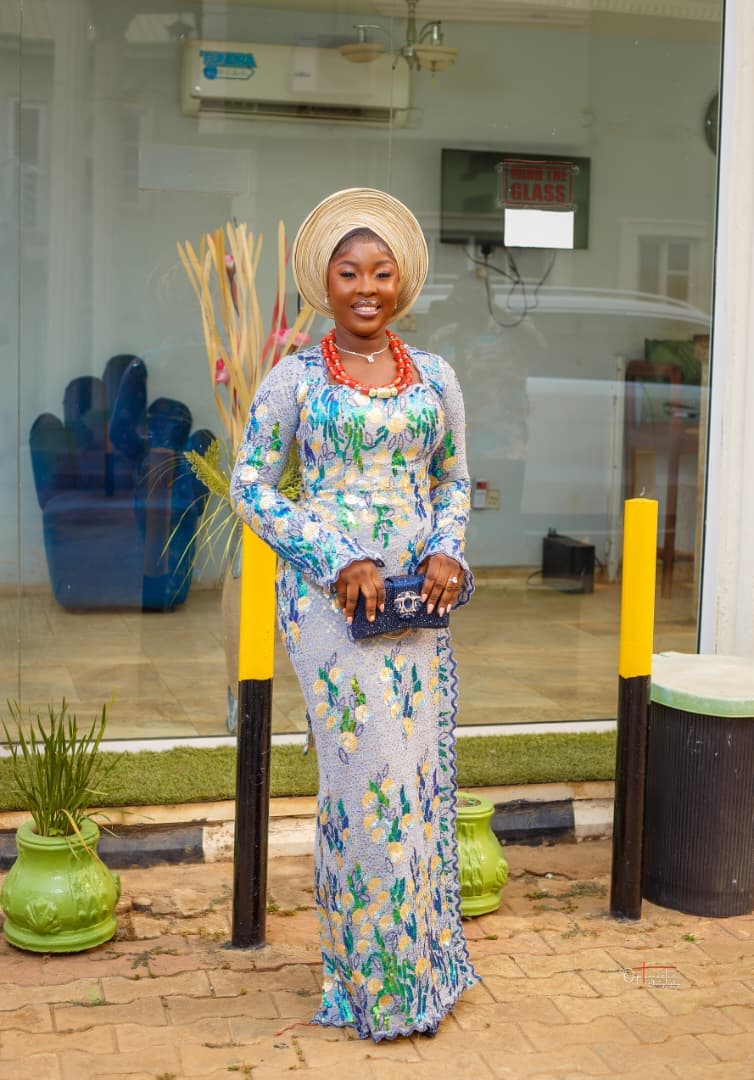Traditional wedding dress